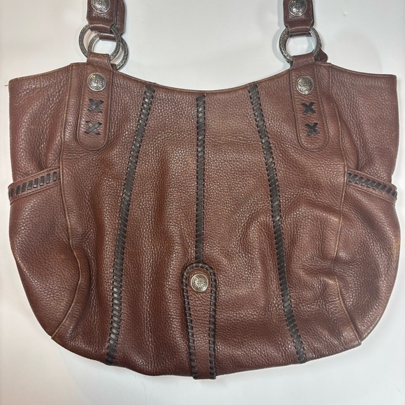 Brighton Two Tone Brown Leather Purse Satchel Shoulder Bag Heart Charm D523425 - Picture 6 of 11